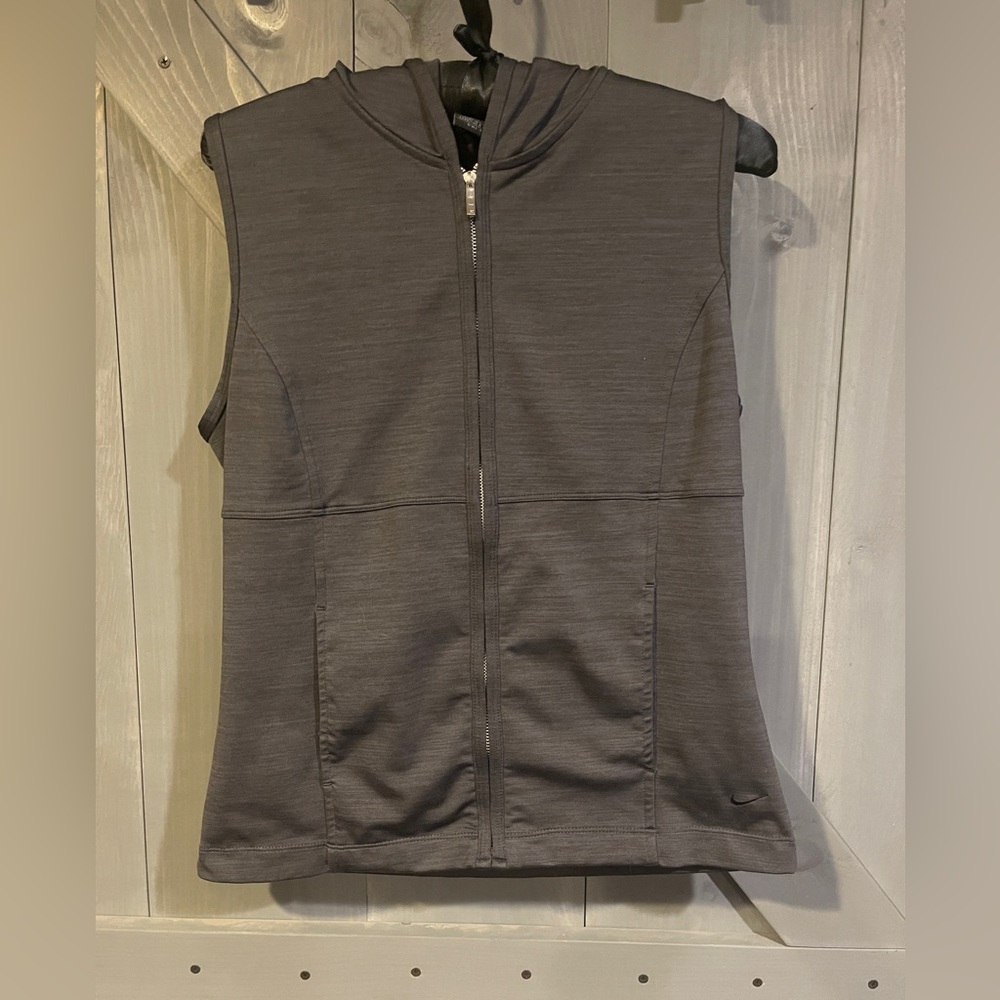Nike Dri-Fit Hooded Vest, Child's Medium (8-10), Charcoal, Excellent Condition